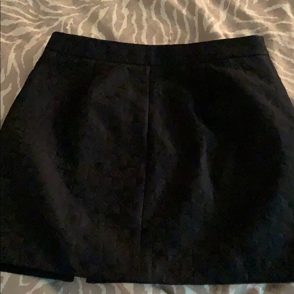 BCBGMAXAZRIA skirt with pockets - Picture 4 of 4